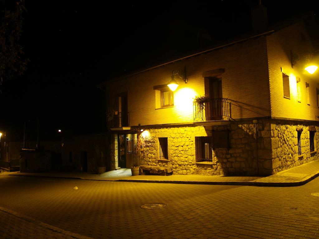 La Casona Del Herrero Navaleno Exterior foto