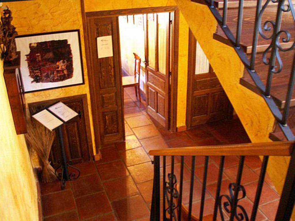 La Casona Del Herrero Navaleno Exterior foto